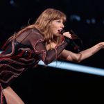 Taylor Swift em ato Reputation na The Eras Tour