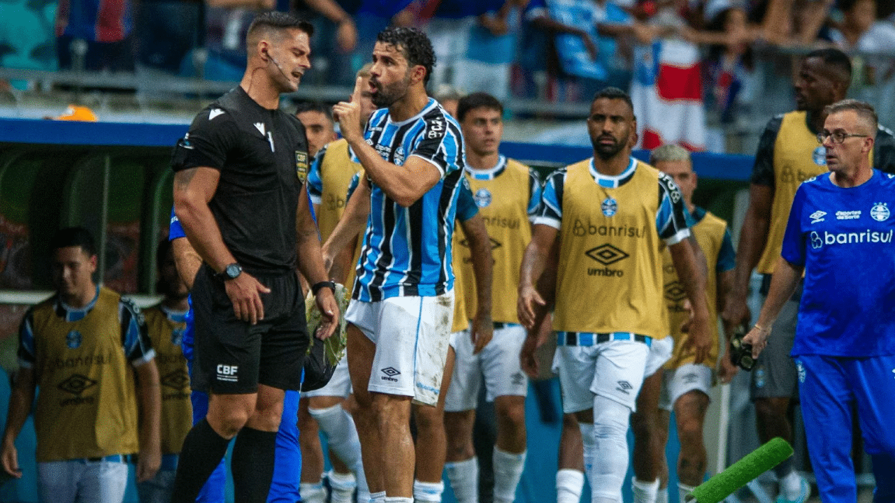 A pedido do Grêmio, STJD reabre inquérito