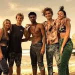 Foto destaque: elenco de Outer Banks durante as filmagens