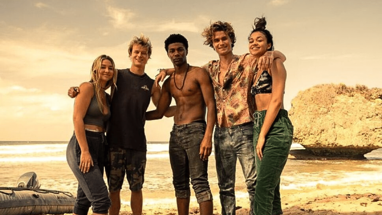 Foto destaque: elenco de Outer Banks durante as filmagens