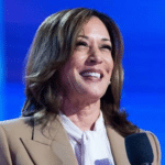 Foto destaque: Kamala Harris na Convenção do Partido Democrata em (Foto: Anadolu/reprodução/getty images ended)