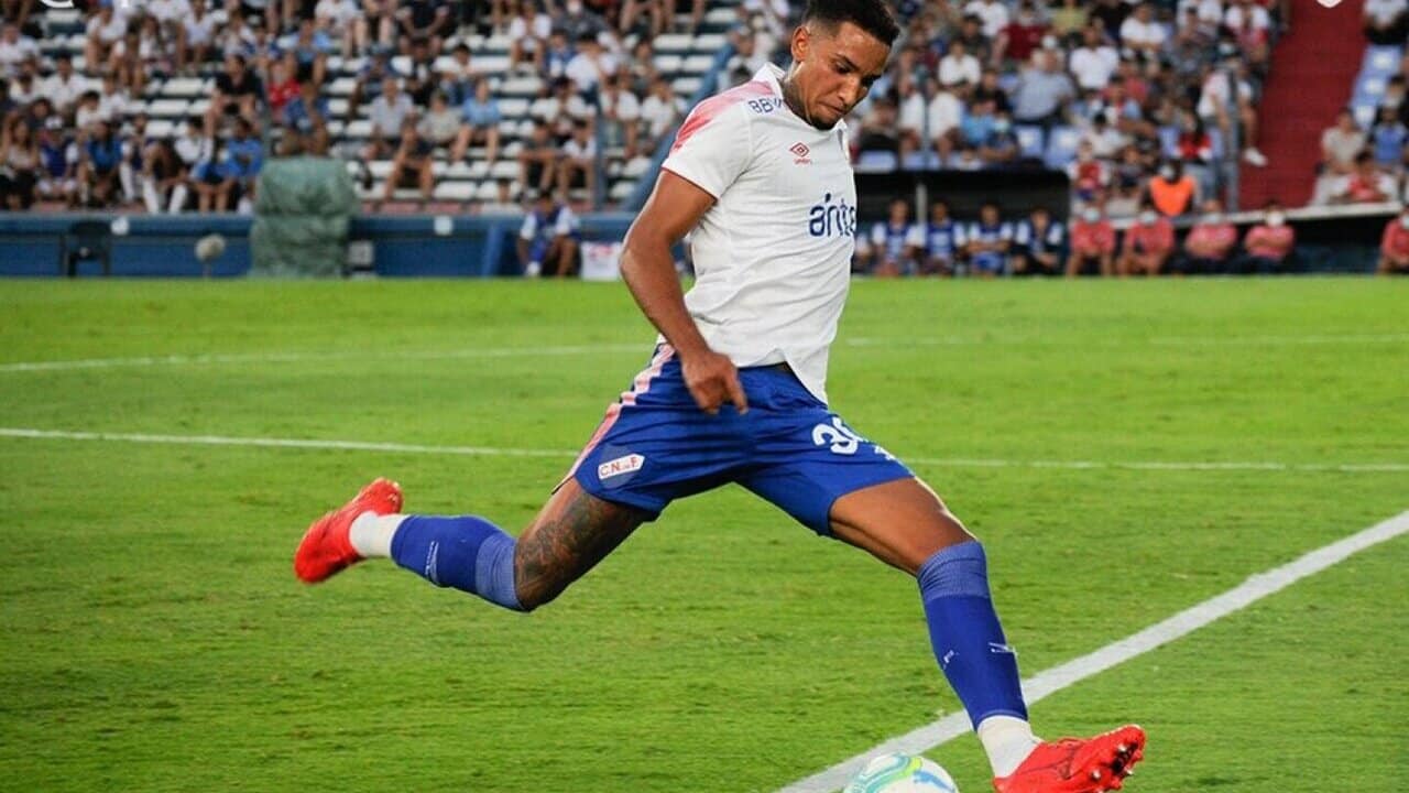 Juan Izquierdo atuando pelo Nacional