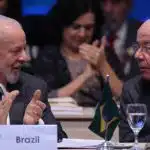 Lula e Mauro Vieira durante um evento