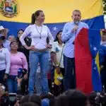 Marina Corina e Edmundo González, lideres da oposição venezuelana durante evento