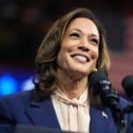 Kamala Harris durante um evento de sua campanha