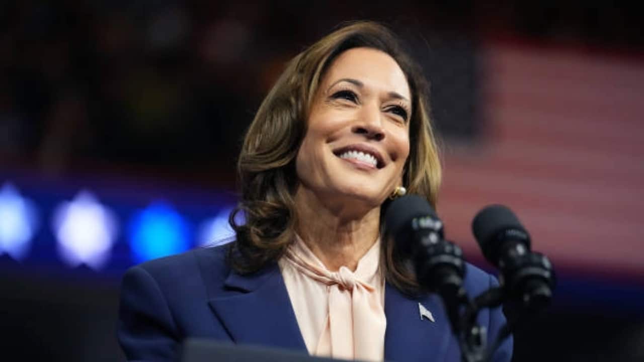 Kamala Harris durante um evento de sua campanha