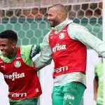 Estêvão e Weverton no último treino na Academia de Futebol antes de embarcarem para o Rio de Janeiro