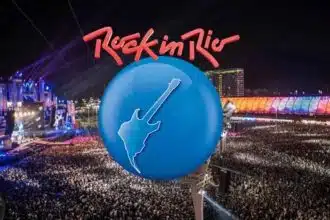 Foto destaque: Logo do Rock In Rio sobreposta, a uma multidão em frente ao Palco Mundo (reprodução/RockInRio)