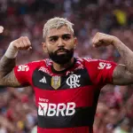 Gabigol retorna ao Flamengo e luta por espaço na "Era Tite"