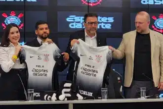 Corinthians busca seguro financeiro caso rescinda com a patrocinadora