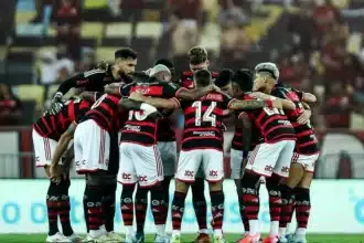 Flamengo perde dentro do Maracanã contra o Penarol