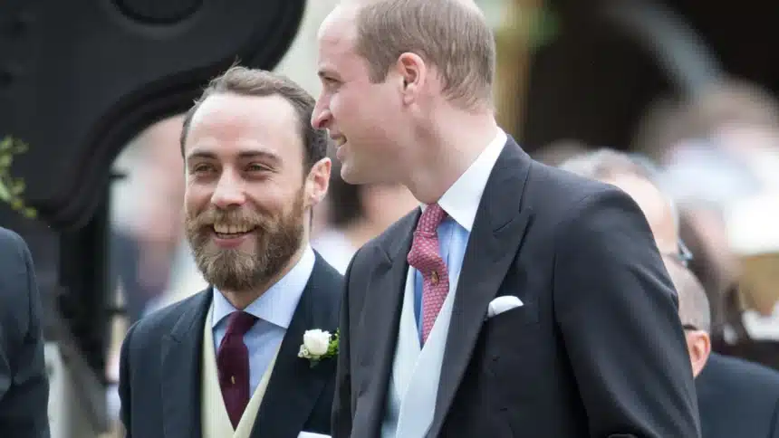 James com o cunhado, o príncipe William (Pool/Samir Hussein/WireImage/Getty IMages/www.metropoles.com)