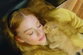 Marina Ruy Barbosa adota novo pet e compartilha nas redes sociais