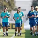 Jogadores do Brasil durante treino no CT do Athletico-PR