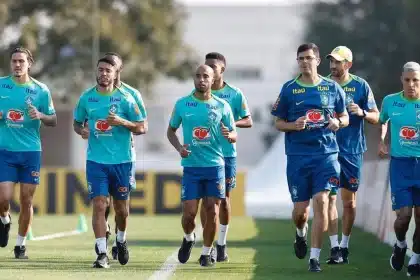 Jogadores do Brasil durante treino no CT do Athletico-PR