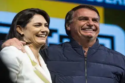 Lula terá que pagar indenização a Bolsonaro e Michele