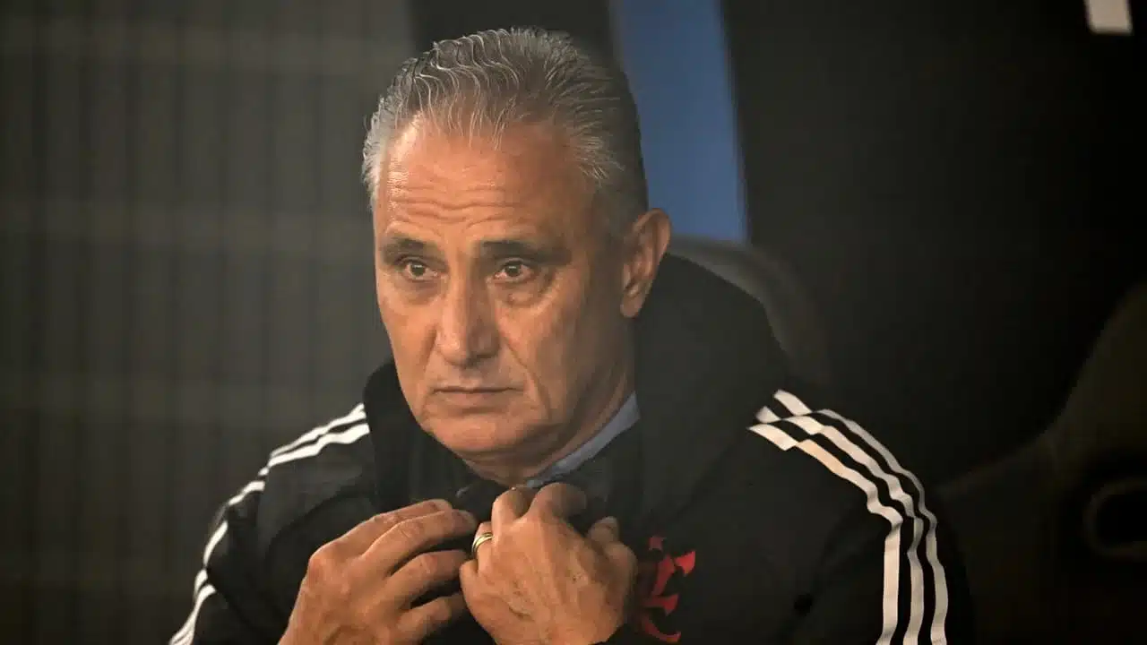 Tite sofre maior momento de pressão à frente do Flamengo