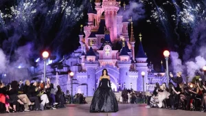 Kylie Jenner brilha na Paris Fashion Week 2024