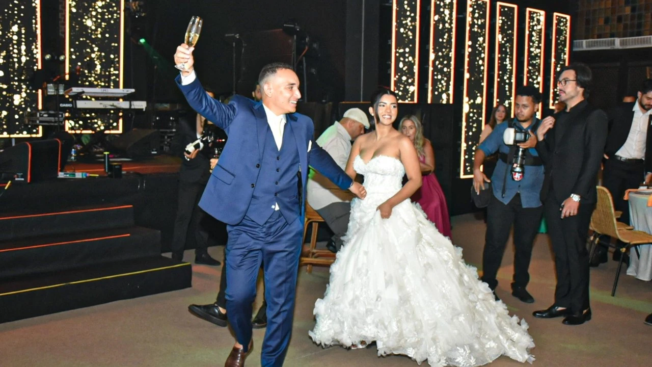 Casamento de Joao Gomes e Ary Mirelle no Recife atrai famosos