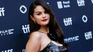 Selena Gomez comenta sobre seu novo título de bilionária: ‘estou muito grata’