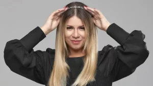 “This is Marília Mendonça”: Ludmilla, Jão e outros cantores homenageiam a cantora em show especial