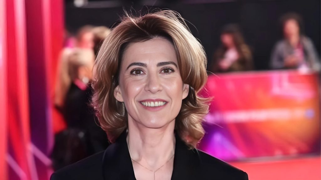 Fernanda Torres opta por look italiano para o Festival de Cinema de Londres
