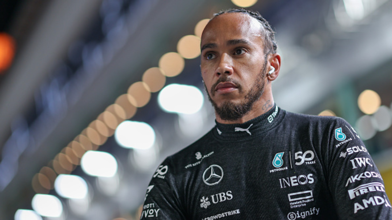 Lewis Hamilton revela como falou para Toto Wolf que iria para a Ferrari