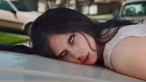 Lady Gaga retorna às raízes e lança clipe de “Disease”, seu novo single; assista