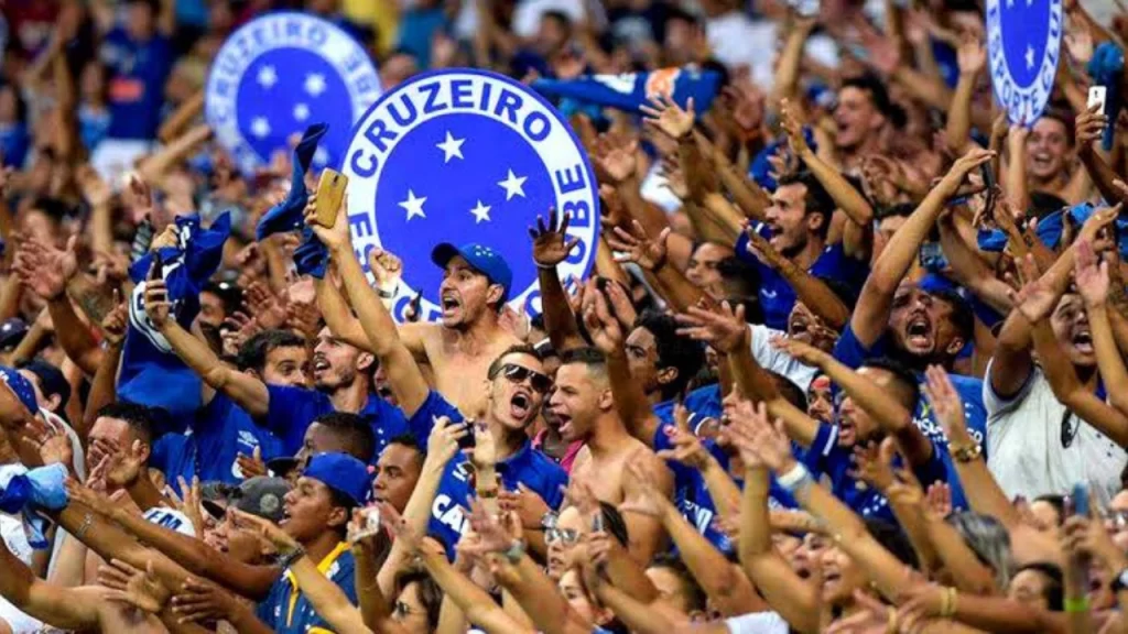 Cruzeiro e Bahia saem do Mineirão com um ponto cada após empate
