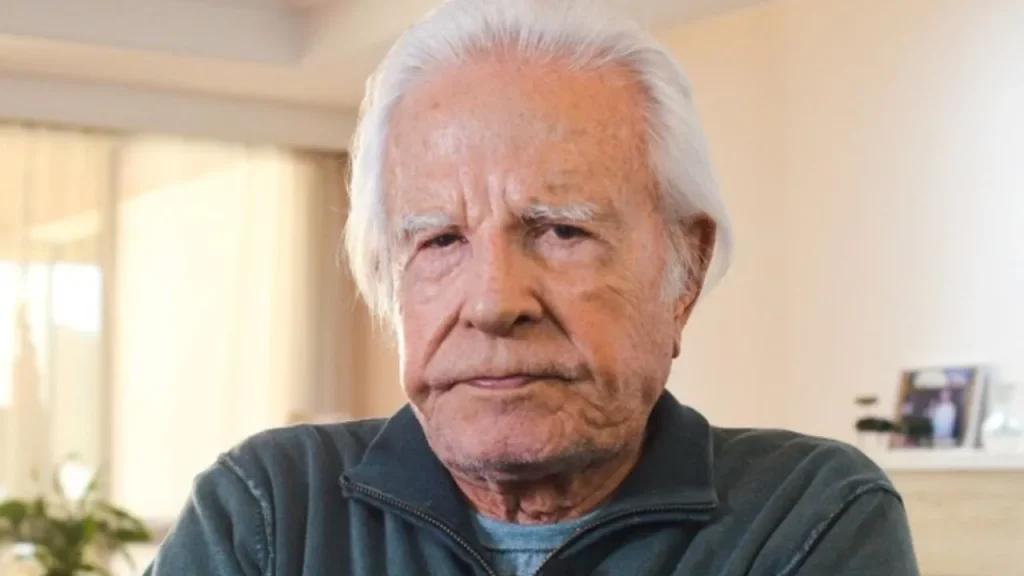 Lembre-se do momento icônico do Cid Moreira no Jornal Nacional