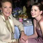 Anne Hathaway e Julie Andrews em evento