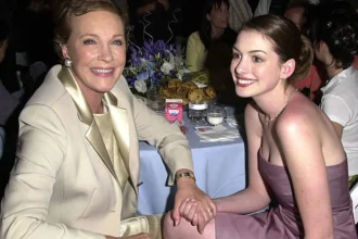 Anne Hathaway e Julie Andrews em evento