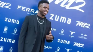 Brasileiro Vini Junior atinge maior valor de mercado da história do futebol