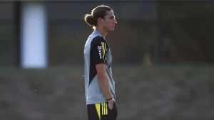 Filipe Luís possui um desempenho positivo em clássicos pelo Flamengo nas categorias de base