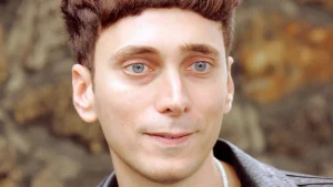 Hedi Slimane anuncia saída da Celine