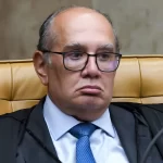 Ministro do STF Gilmar Mendes fala em evento do IDP sobre a regulação das redes sociais e a importância de proteger as democracias