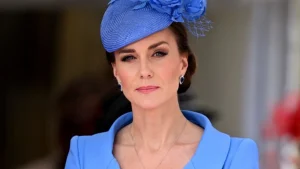 Kate Middleton se encontrou com Liz Hatton, jovem com câncer raro, no Castelo de Windsor