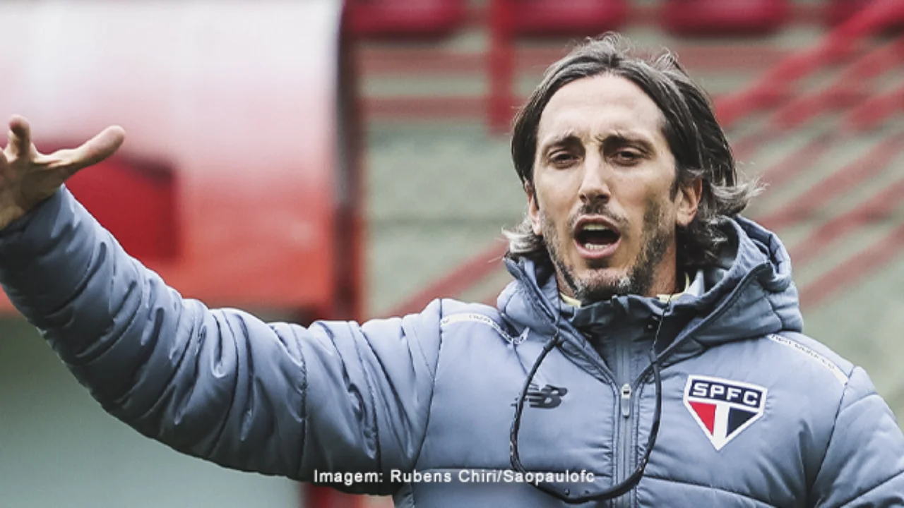 Técnico do São Paulo Luis Zubeldía