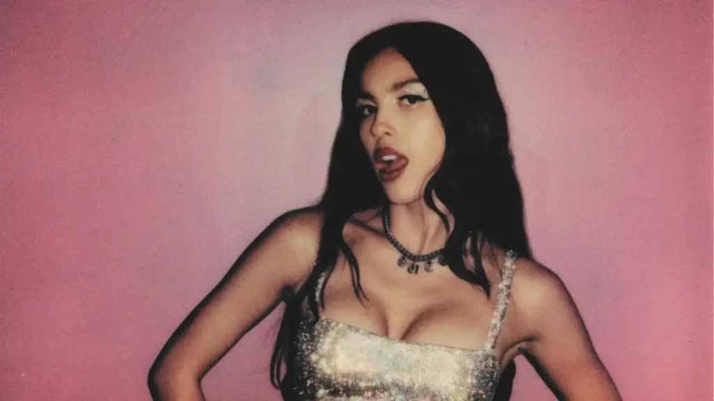 Olivia Rodrigo: cantora deve fazer show exclusivo em Curitiba, segundo jornalista