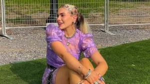 Hair Tattoo é a nova tendência das it girls no Tik Tok