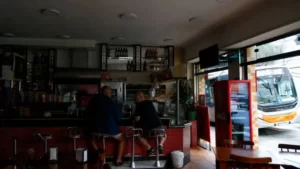 Chuva causa queda de energia em mais de 30 mil imóveis na Grande São Paulo