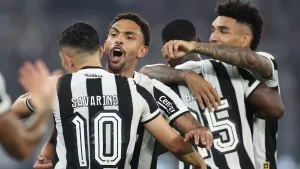 Botafogo tem desfalque para jogo decisivo; veja provável escalação