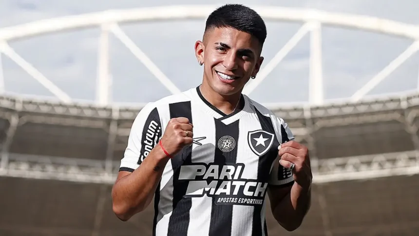 Botafogo tem Almada e mais cinco jogadores convocados para a Data-FIFA