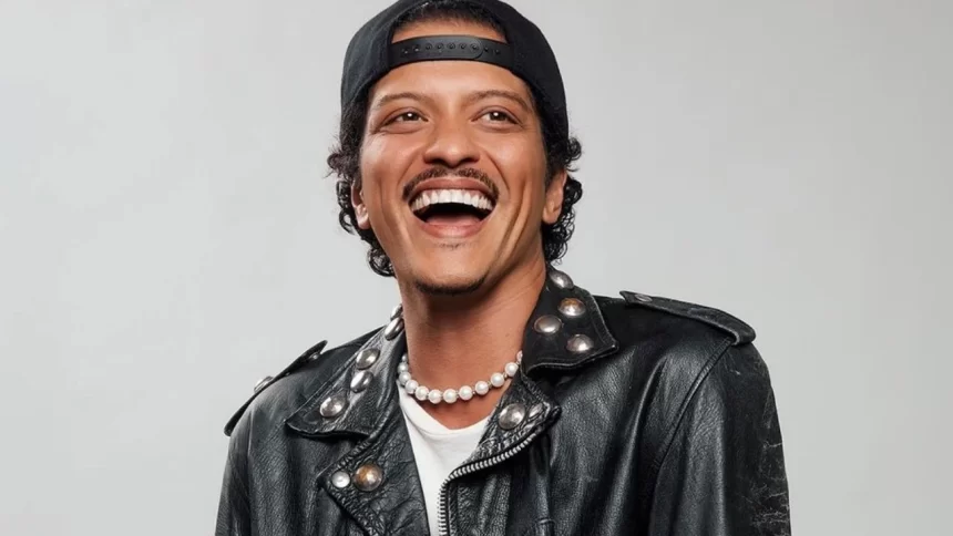 Bruno Mars atinge recorde histórico de ouvintes mensais no Spotify