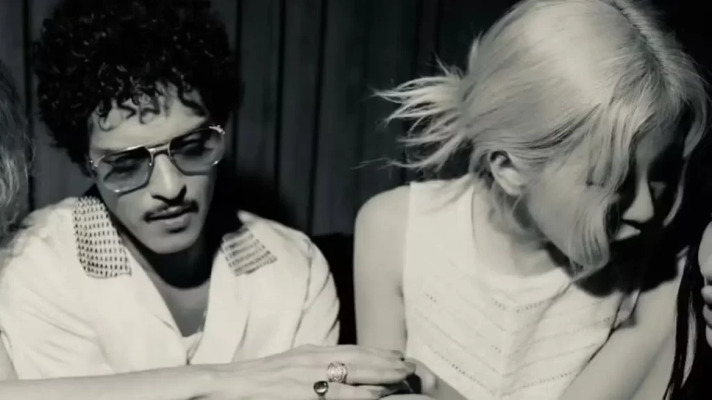 Bruno Mars anuncia parceria com Rosé, do Blackpink