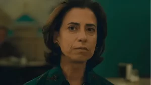Fernanda Torres é homenageada no Critics Choice Awards 2024 pela atuação em ‘Ainda Estou Aqui’