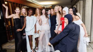 Stella McCartney apresenta sua coleção 91% sustentável para o verão 2025