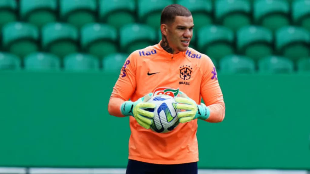 Ederson volta aos campos para jogo contra o Chile após lesão