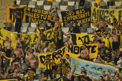 Torcida Penarol Botafogo Libertadores 2024