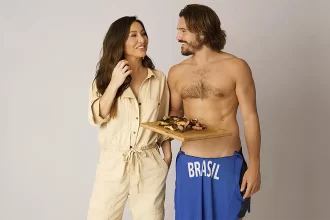 Sabrina Sato realiza ensaio fotográfico com Nicolas Prattes celebrando gravidez